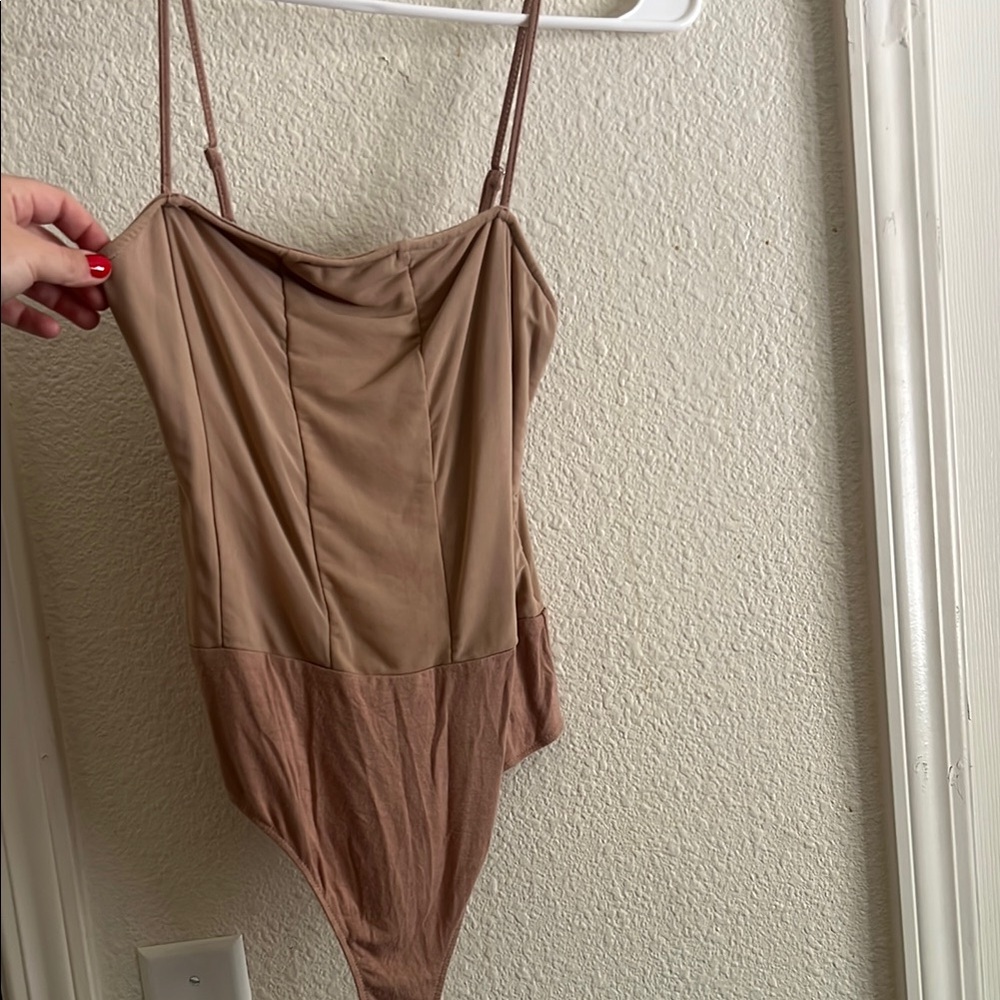 Le Lis Tan Bodysuit